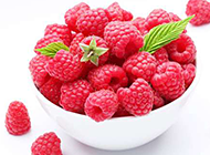 鲜美可口的草莓高清图片