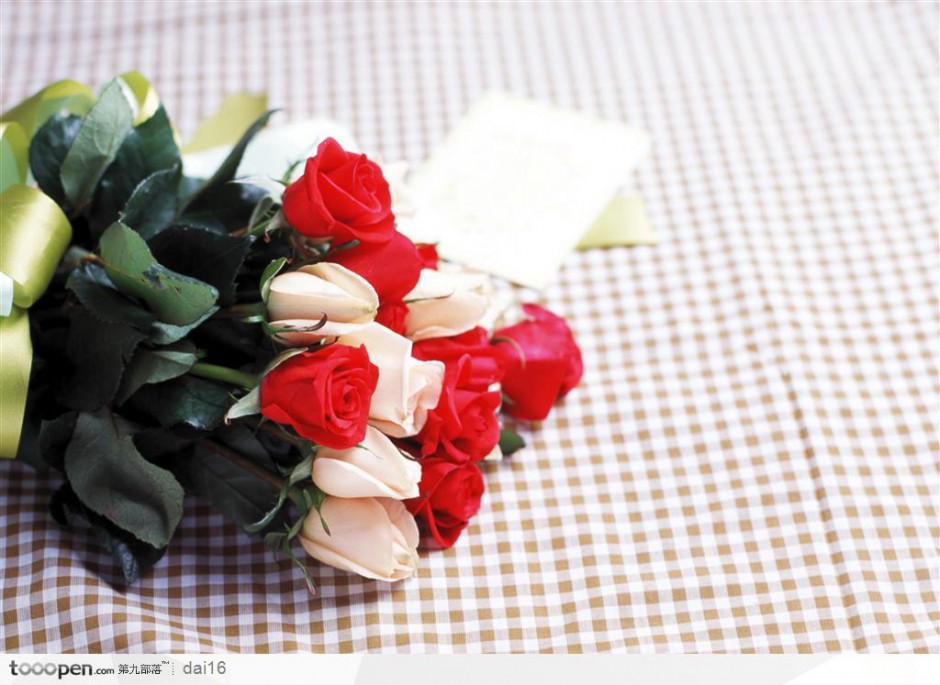 点击大图看下一张：素雅玫瑰花束情人节梦幻精选素材