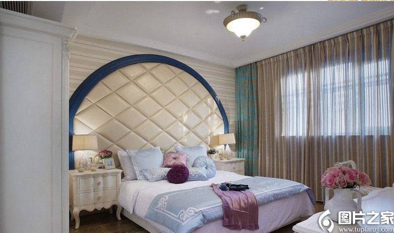 点击大图看下一张：优雅的小户型卧室地中海风格装修图