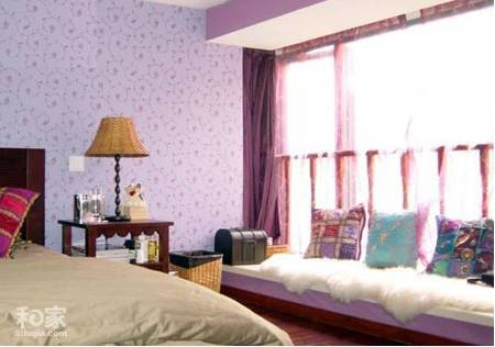 点击大图看下一张：小户型卧室设计装修实景图