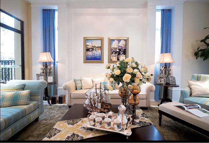 点击大图看下一张：欧式客厅装修设计浪漫优雅