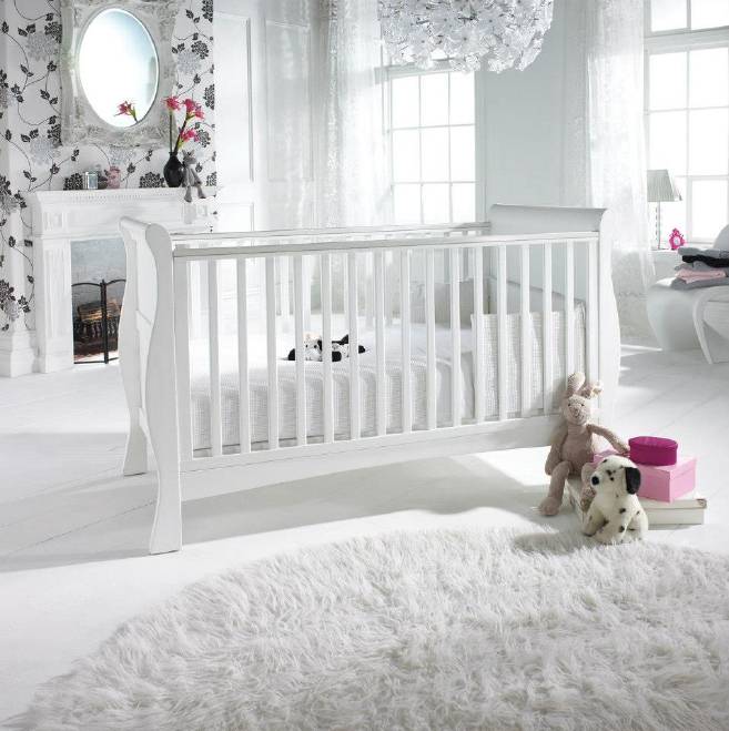点击大图看下一张：暮雪中的儿童卧室装修效果图