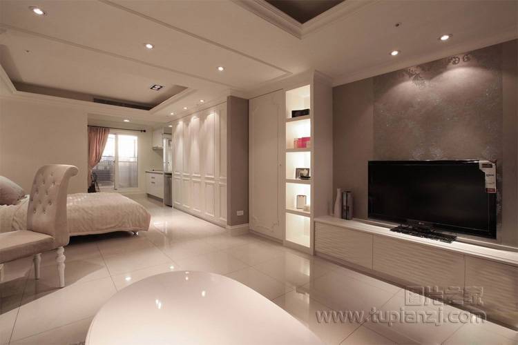 点击大图看下一张：单身公寓现代客厅效果图舒适简洁