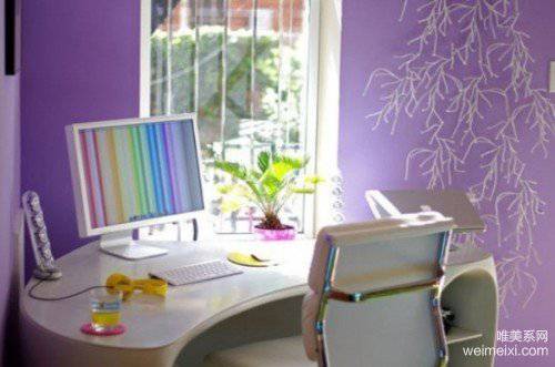 点击大图看下一张：打造清爽舒适的家庭办公室装修设计图片