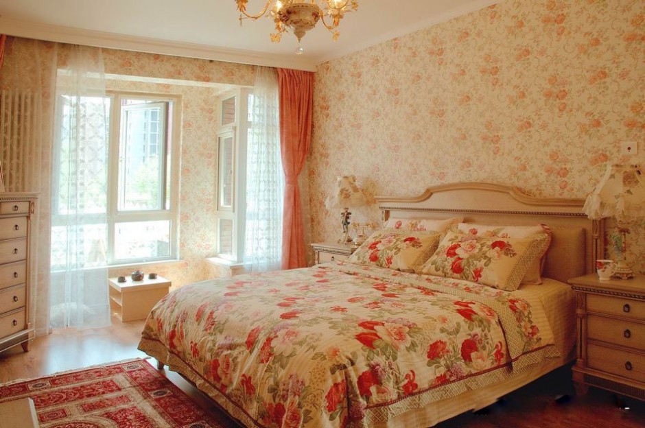 点击大图看下一张：小户型田园卧室风格装修图片温馨舒适