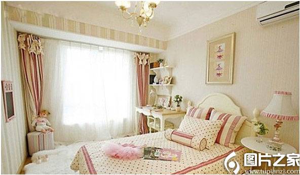 点击大图看下一张：女生卧室欧式田园设计效果图清新甜美