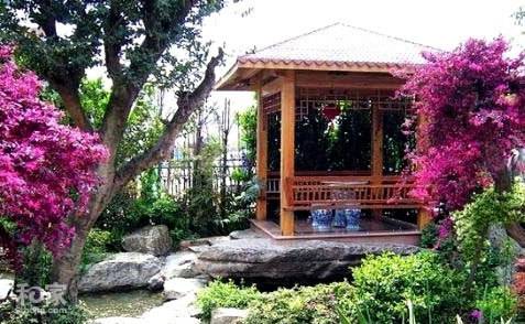 点击大图看下一张：中式别墅庭院花园设计大气清新