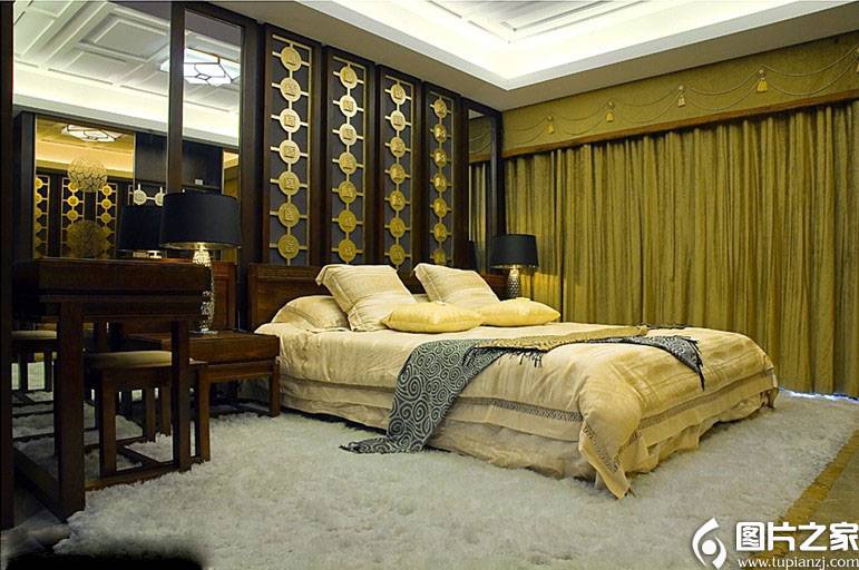 点击大图看下一张：简中式别墅卧室装修效果图复古精致