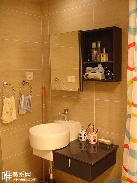 点击大图看下一张:小两居室简约混搭装修效果图温馨甜蜜