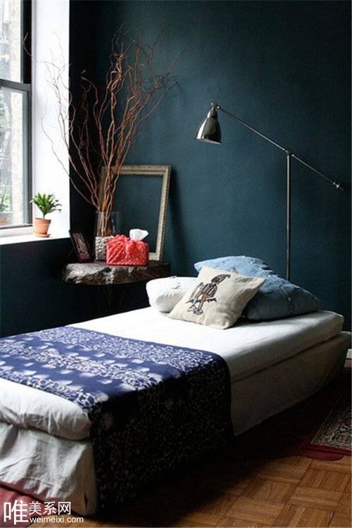点击大图看下一张：卧室混搭装修效果图柔和温暖