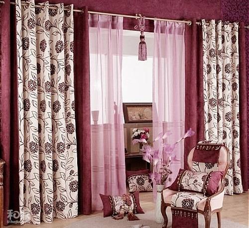点击大图看下一张：奢华气派欧式窗帘装修效果图片