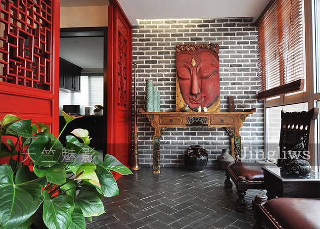 点击大图看下一张：280平方米时尚的东南亚风格别墅装修图片