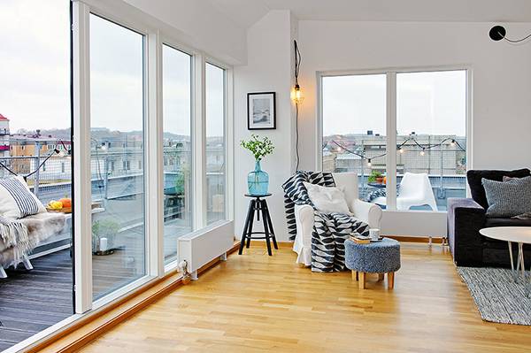 点击大图看下一张：瑞典阁楼公寓简约风时尚家居设计图