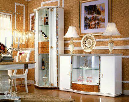 点击大图看下一张：时尚美观的家庭酒柜设计图