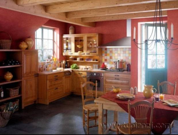 点击大图看下一张：法式田园开放式厨房装修效果图