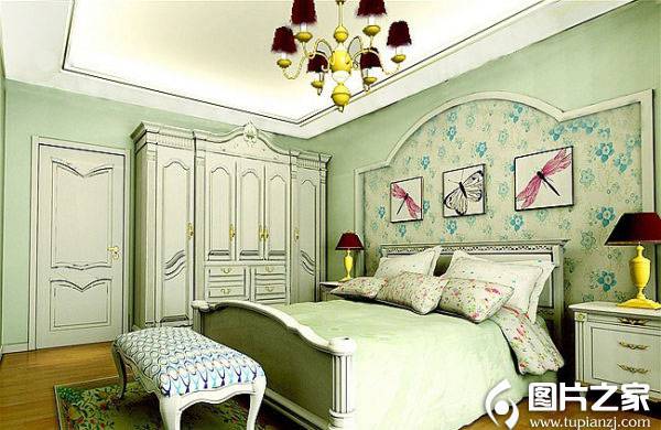 点击大图看下一张：现代欧式奢华卧室装修效果图