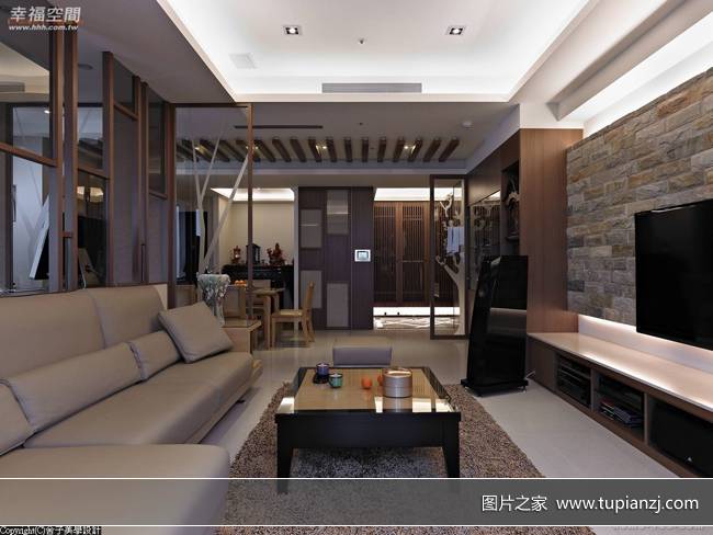 点击大图看下一张：日式风格休闲客厅装修图片