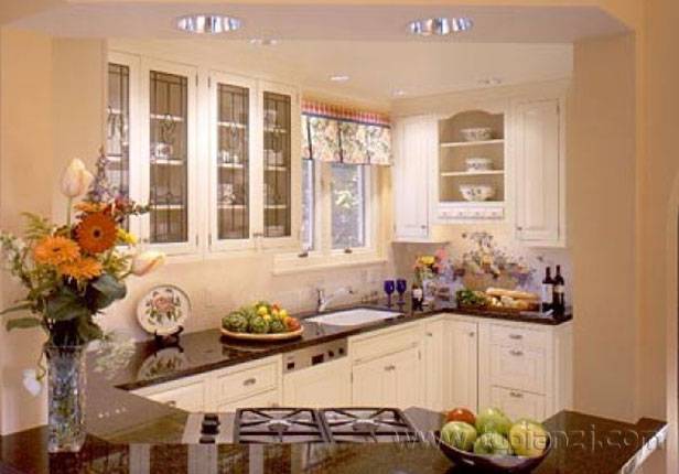 点击大图看下一张：别墅厨房设计效果图时尚精美