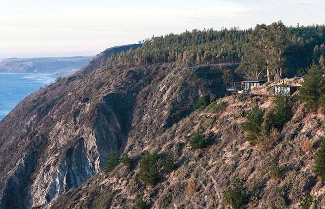 点击大图看下一张：悬崖峭壁上的梦幻别墅