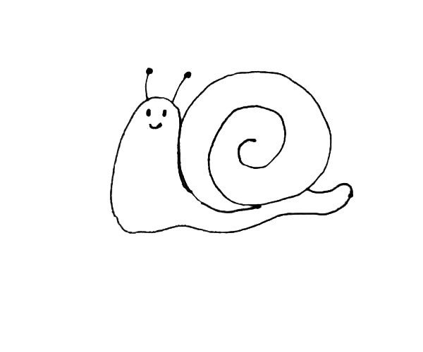 第四步：再给蜗牛画上两个触角，还有小眼睛和嘴巴。