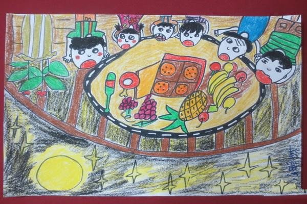 中秋节主题色彩儿童画欣赏-我们爱吃月饼