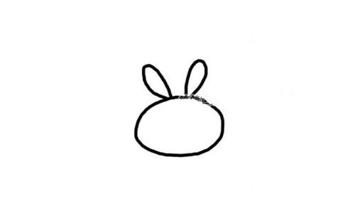 1.画兔子的脸部和耳朵