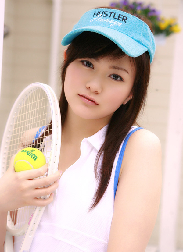 点击大图看下一张：网球宝贝瀬尾秋子性感写真2