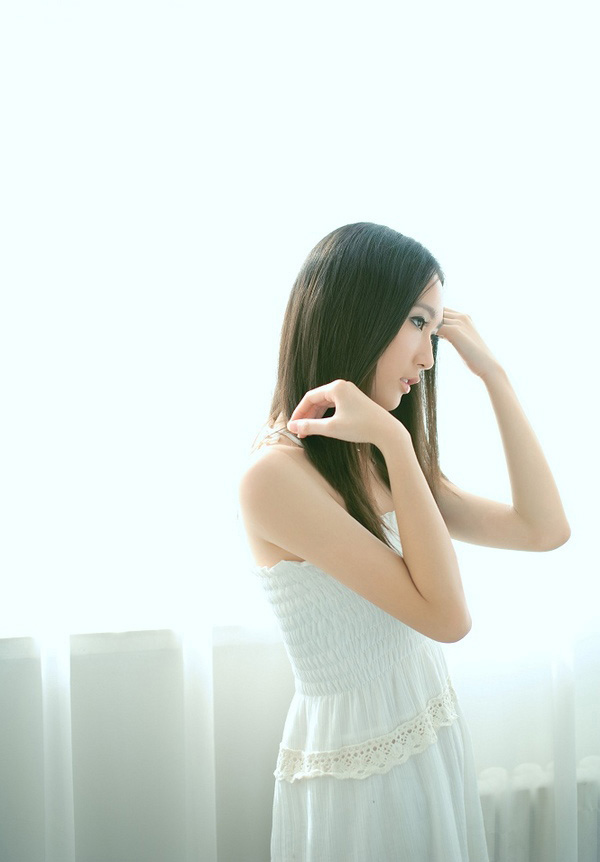 点击大图看下一张：超可爱新锐美女私房写真9