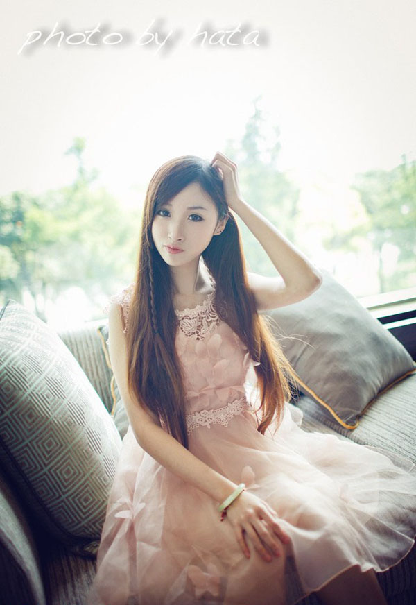 点击大图看下一张:美女小清新迷人甜美写真6