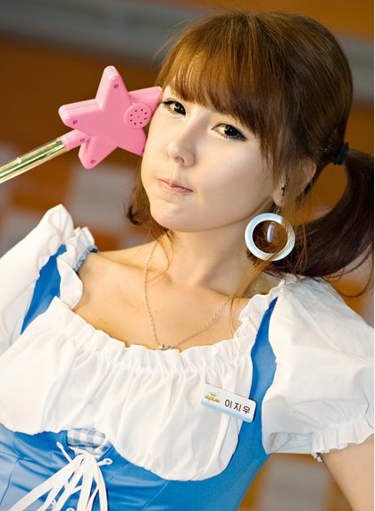 点击大图看下一张：韩国顶级SHOWGIRL-可爱公主李智友7