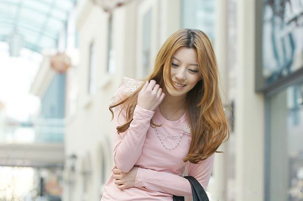 点击大图看下一张：韩国OL淑女风时尚街拍美女10