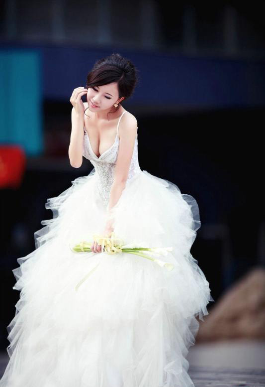 点击大图看下一张：最妩媚的新娘让你心动了吗3