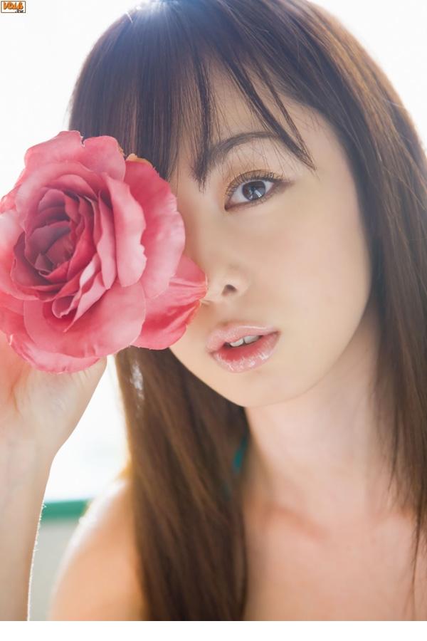 点击大图看下一张：超青春性感日本美少女粉红色诱惑图片8