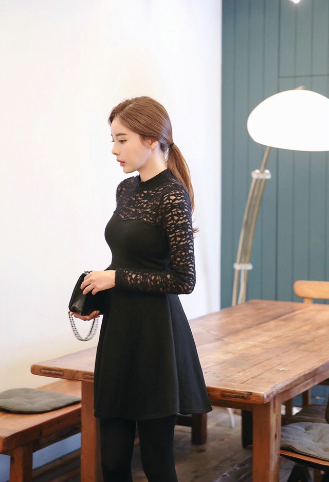 点击大图看下一张：气质名媛黑裙优雅迷人4