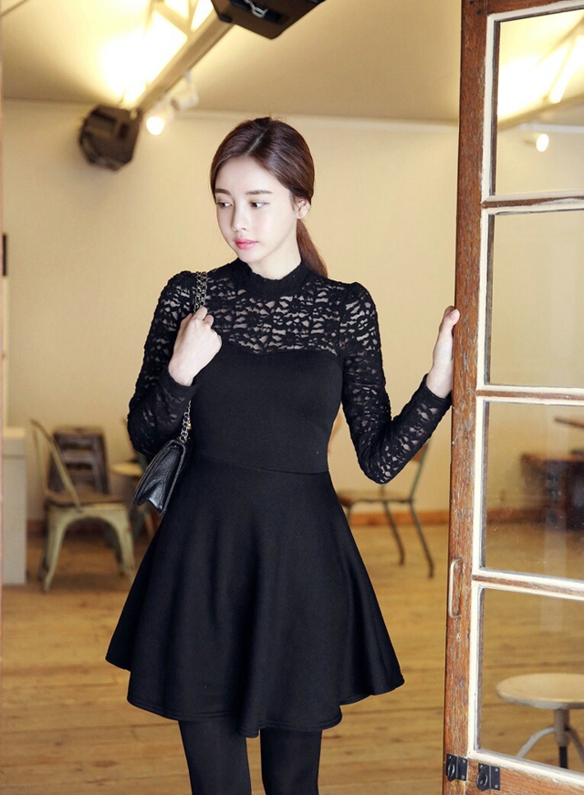 点击大图看下一张：气质名媛黑裙优雅迷人1