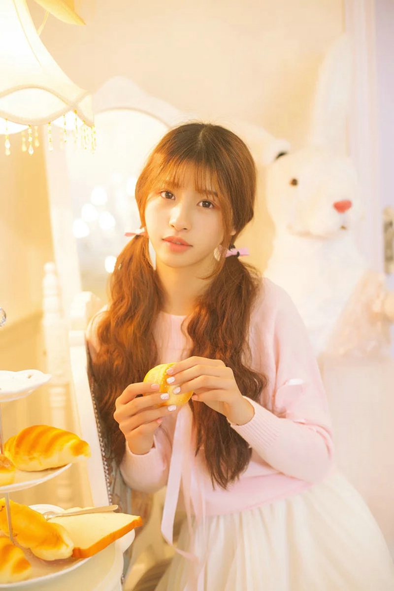 点击大图看下一张：清纯萝莉萌妹子的浪漫幸福心愿唯美写真14