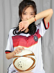 足球少女梦梦青春靓丽甜美写真
