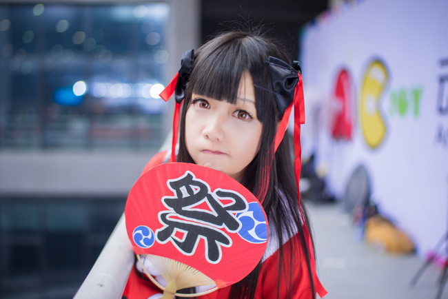 点击大图看下一张：机巧少女不会受伤甜美萝莉夜夜cosplay