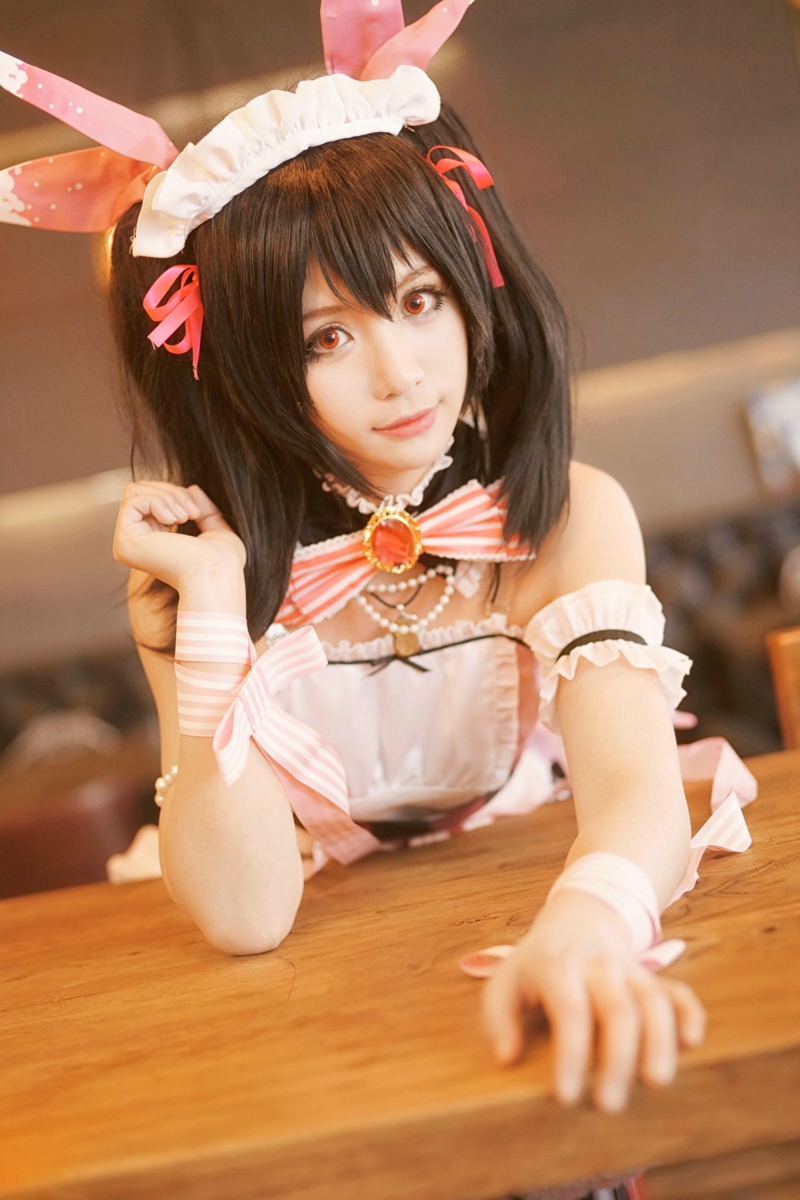点击大图看下一张：矢泽妮可情人节女仆制服诱惑cosplay图片