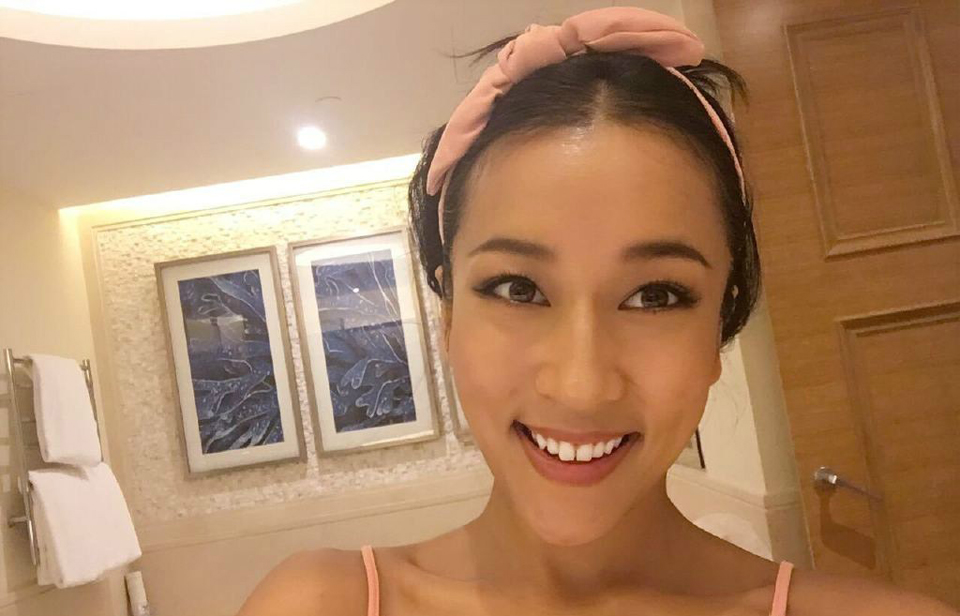 点击大图看下一张:吉克隽逸晒出浴照秀性感锁骨