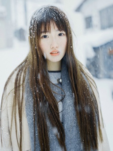 下雪天的北海道少女和雪都美的很梦幻