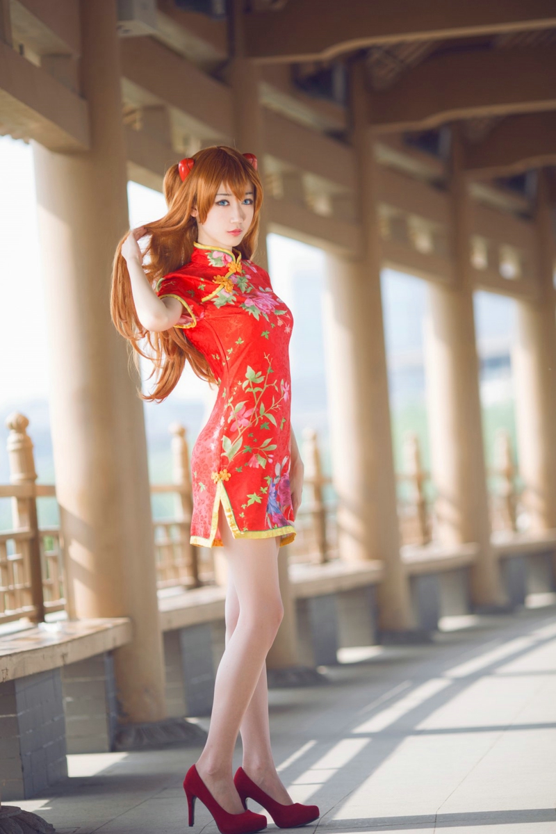点击大图看下一张：中国式古风旗袍Cosplay美女明日香旗袍Ver