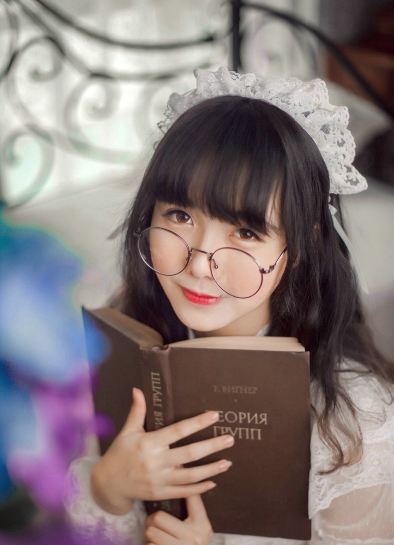 点击大图看下一张：蕾丝萌萌哒眼镜少女甜美书本少女心