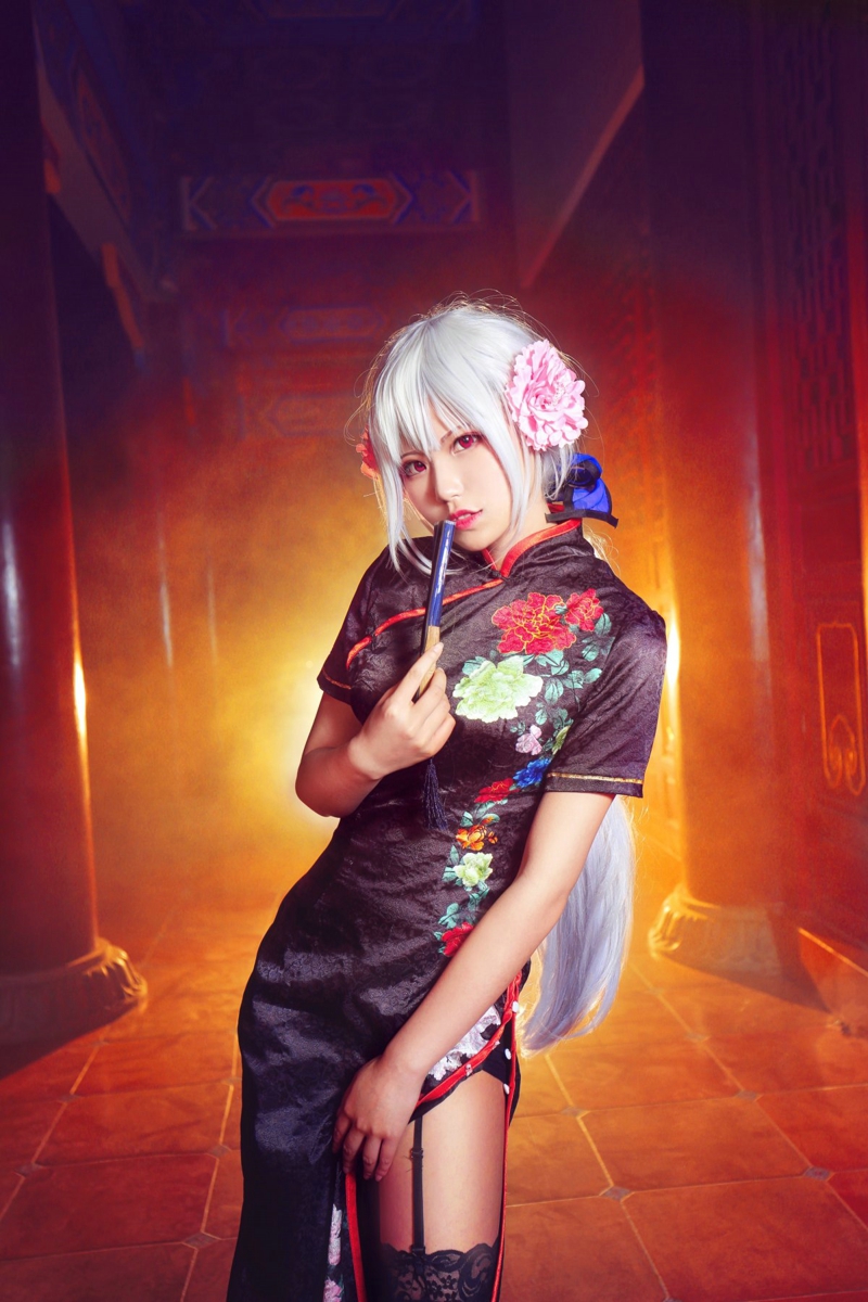 点击大图看下一张：VOCALOID中国式旗袍美女弱音