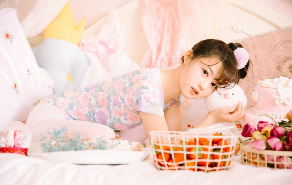 点击大图看下一张:清纯少女甜美可爱娇嫩青春靓丽