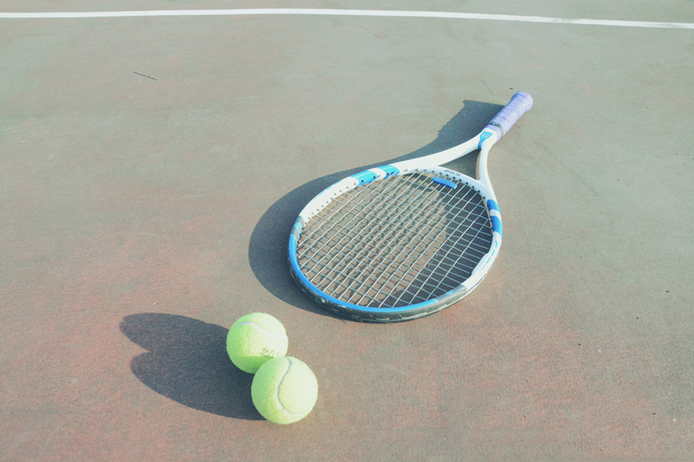 点击大图看下一张：清纯校园可爱少女的网球梦