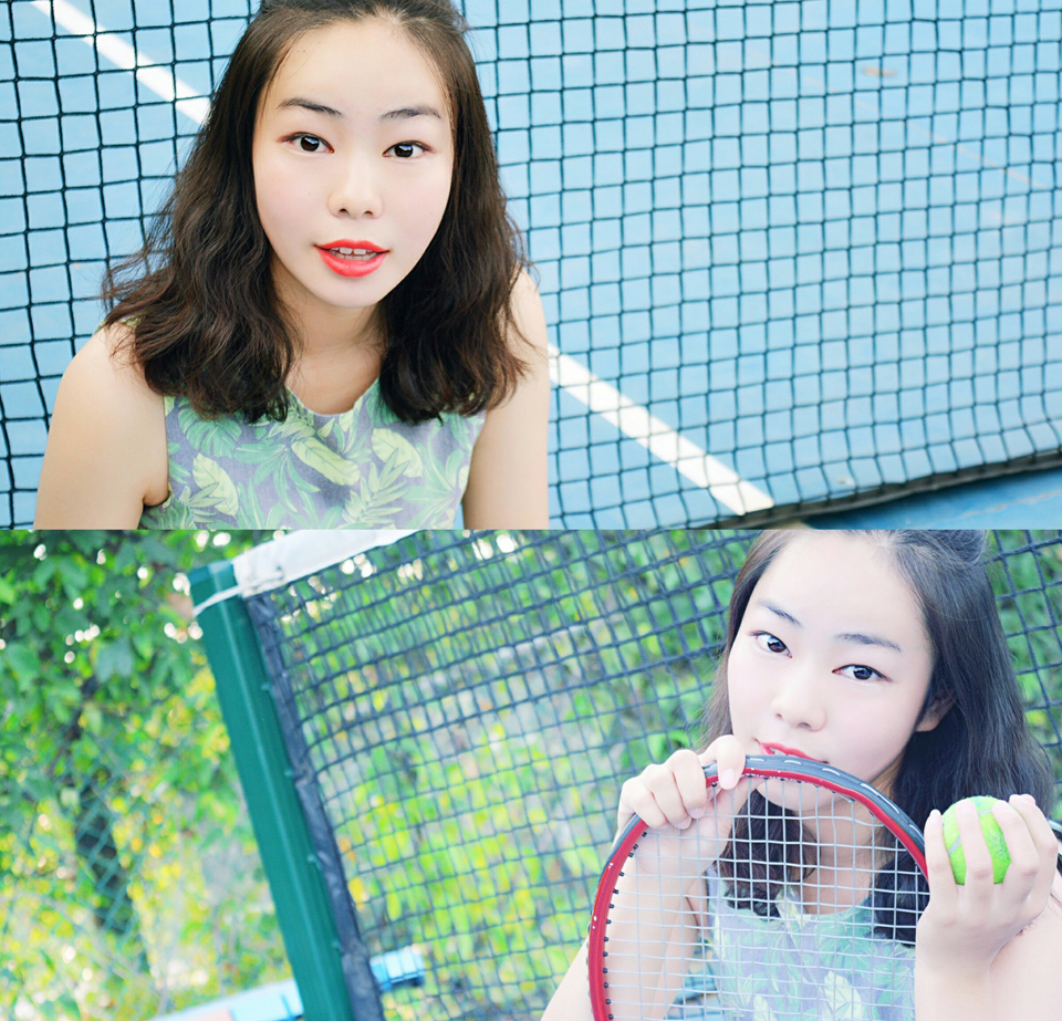点击大图看下一张：红唇高挑网球少女挥汗写真