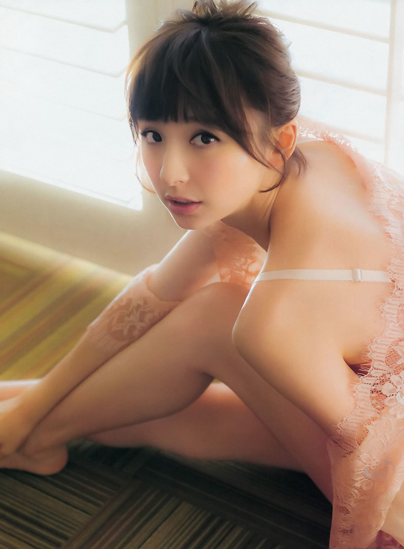 点击大图看下一张：短发女王篠田麻里子清新迷人绝美诱惑