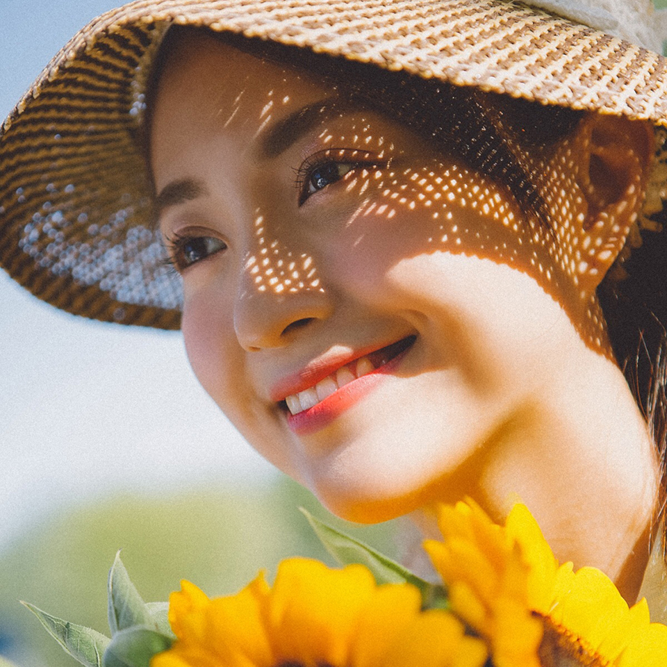 点击大图看下一张：包文婧日系少女幸福唯美写真