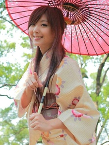 日系可爱美女和服优雅身姿甜美气质写真